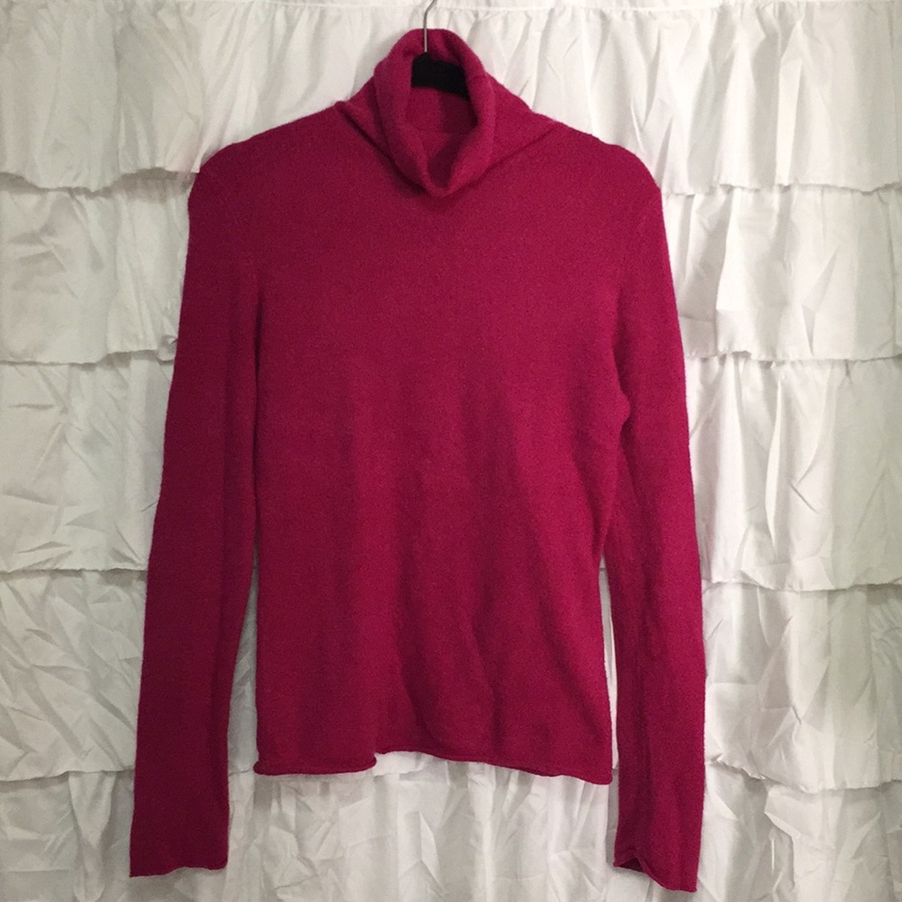 Victoria Secret Boucle turtleneck small